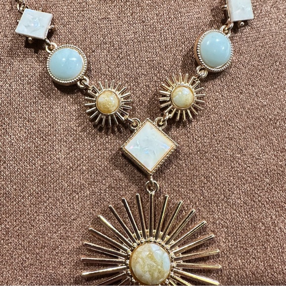 Sunburst Shell & Stone Statement Necklace – Gold Chain, Boho Luxe - Picture 3 of 8